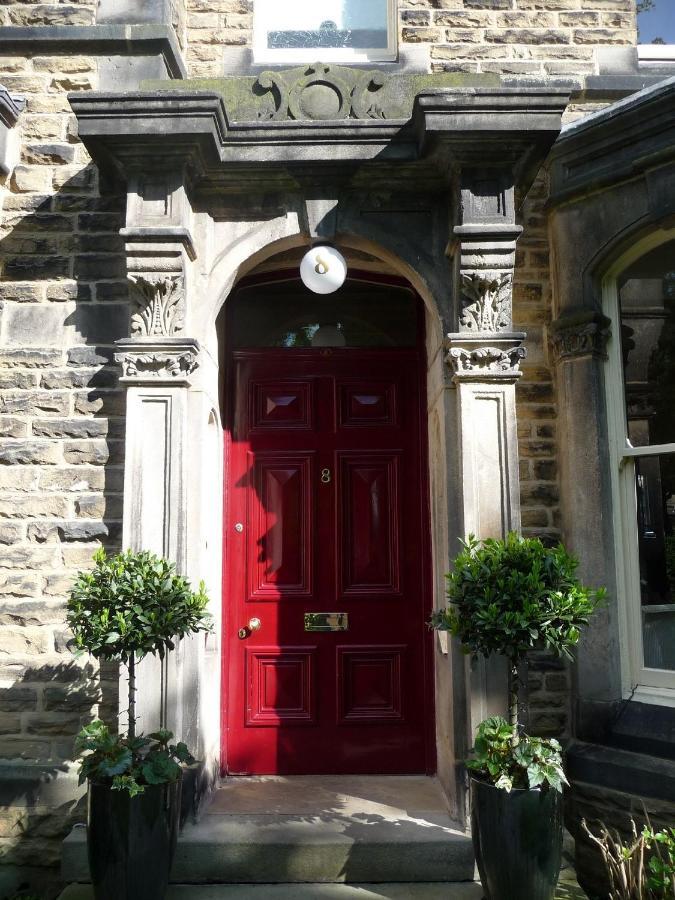 Alexandra Court Bed & Breakfast Harrogate Bagian luar foto